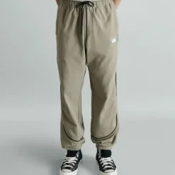 Shop Brand New Era Shoreline Overland Trek Track Joggers - KTGCaps - Baseball caps for various teams, purchased online at a discount Caps