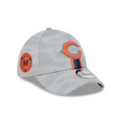 Clearance Chicago Bears 2024 Sideline Gray 39THIRTY Stretch Fit Hat - KTGCaps - Baseball caps for various teams, purchased online at a discount Caps