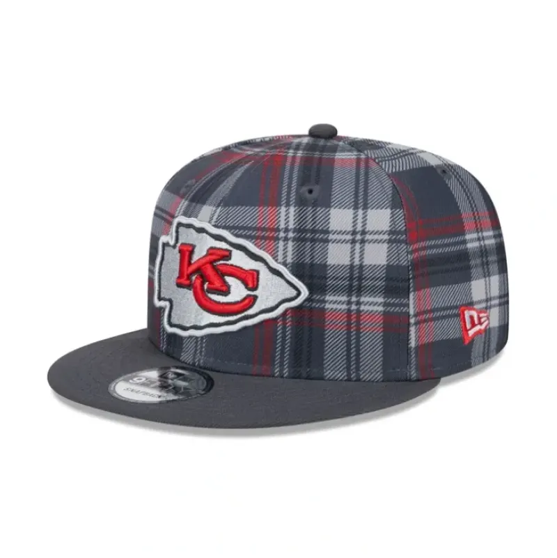 Shop Kansas City Chiefs 2024 Sideline Statement Gray 9FIFTY Snapback Hat - KTGCaps - Baseball caps for various teams, purchased online at a discount Caps