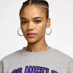 Store New York Yankees Throwback White TShirt - KTGCaps - Baseball caps for various teams, purchased online at a discount
