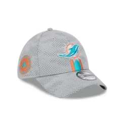 Store Oakley x Tampa Bay Buccaneers 9FIFTY Snapback Hat - KTGCaps - Baseball caps for various teams, purchased online at a discount