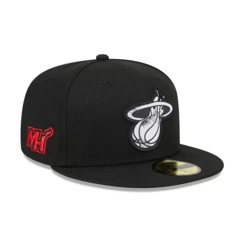 Best Sale Tampa Bay Buccaneers Labeled 9SEVENTY StretchSnap Hat - KTGCaps - Baseball caps for various teams, purchased online at a discount